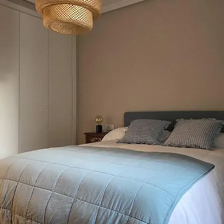 Apartamento Amplio Y Luminoso En Camelias Vigo