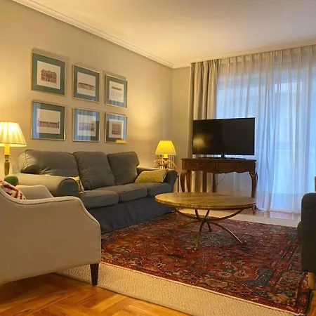 Apartamento Amplio Y Luminoso En Camelias Vigo